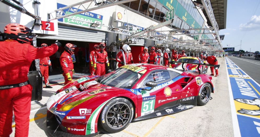 Due delle Ferrari in gara nel Mondiale Endurance
