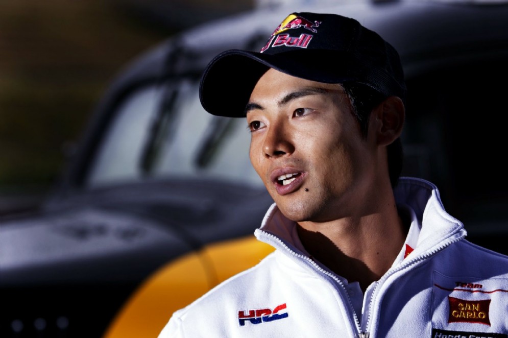 Il collaudatore della Honda Hiroshi Aoyama
