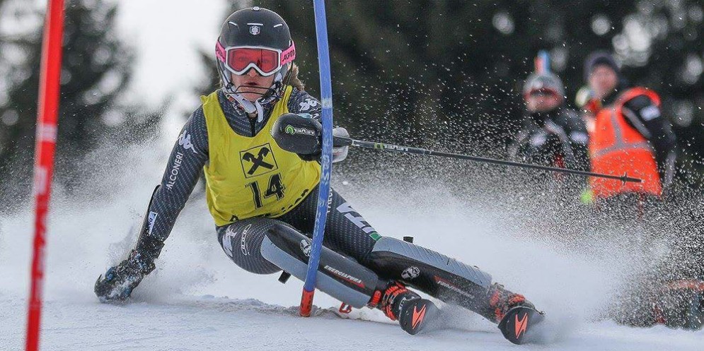 Lara della Mea durante una gara femminile di Sci Alpino