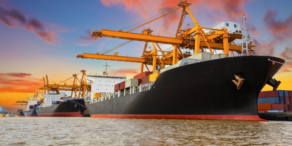 Commercio estero, Istat: ad agosto salgono sia import ed export