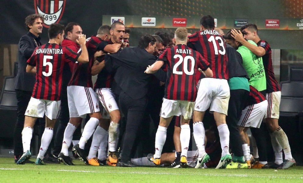La gioia dei rossoneri dopo il gol vittoria di Cutrone contro il Rijeka
