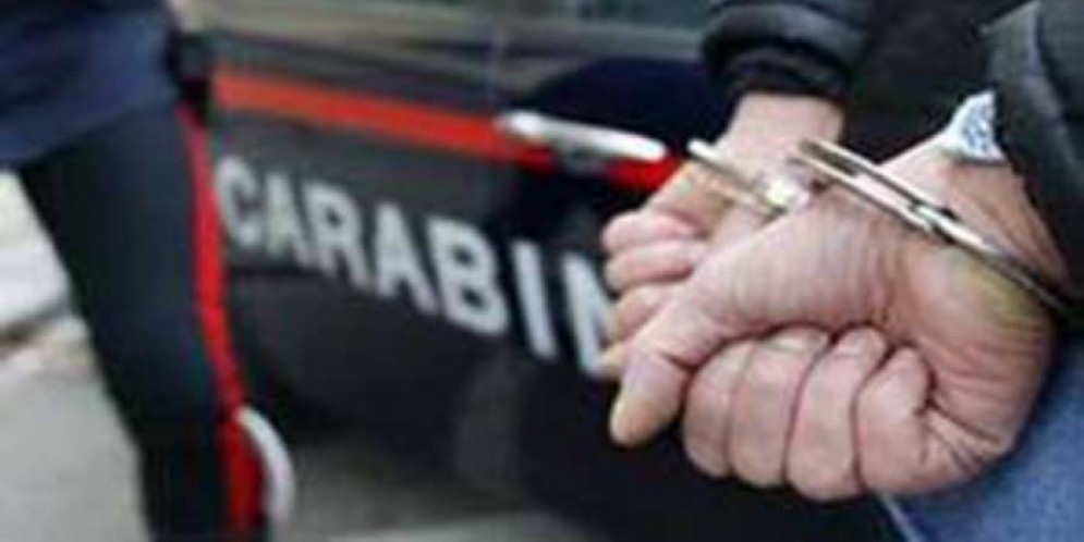 Raffica di arresti nel Vercellese