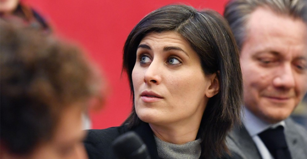 La sindaca di Torino, Chiara Appendino, rischia il concorso in omicidio per i fatti di piazza San Carlo