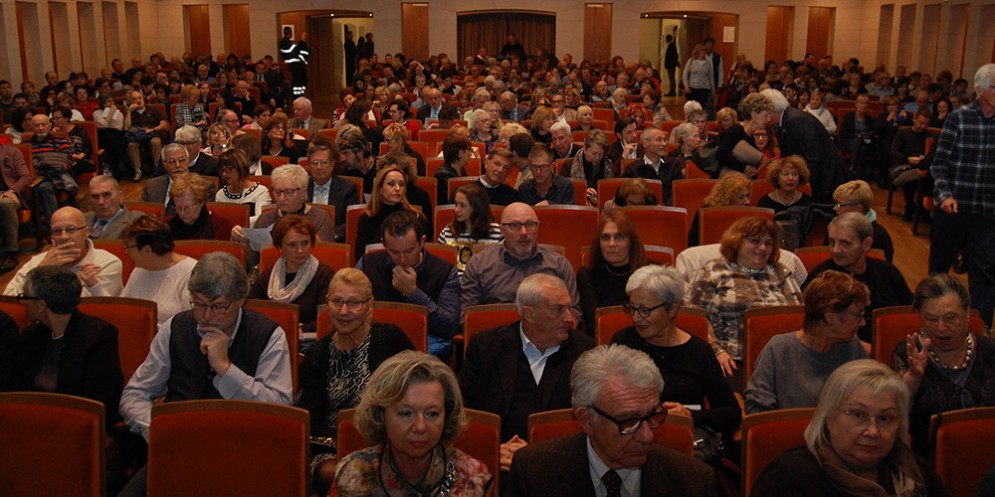 Tutto esaurito per "Le basabanchi" di Alessandro Fullin con Ariella Reggio
