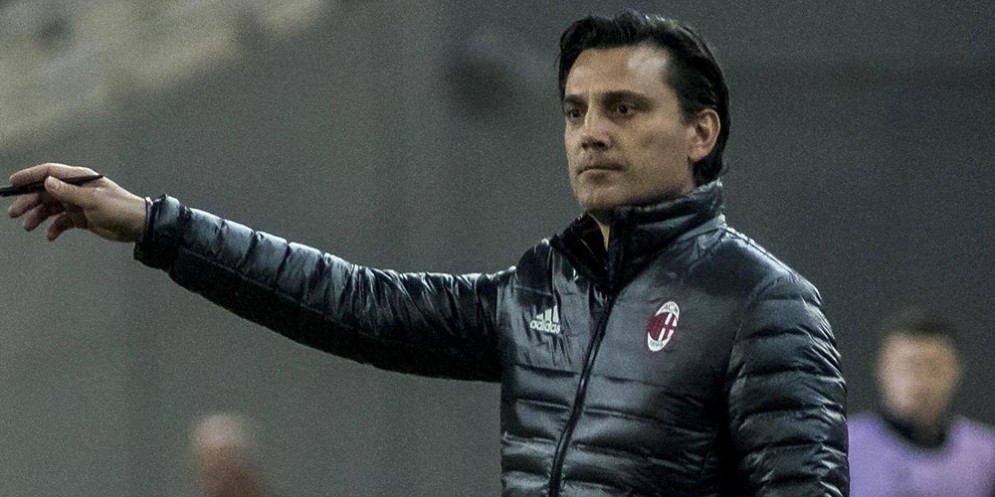 L'allenatore del Milan Vincenzo Montella