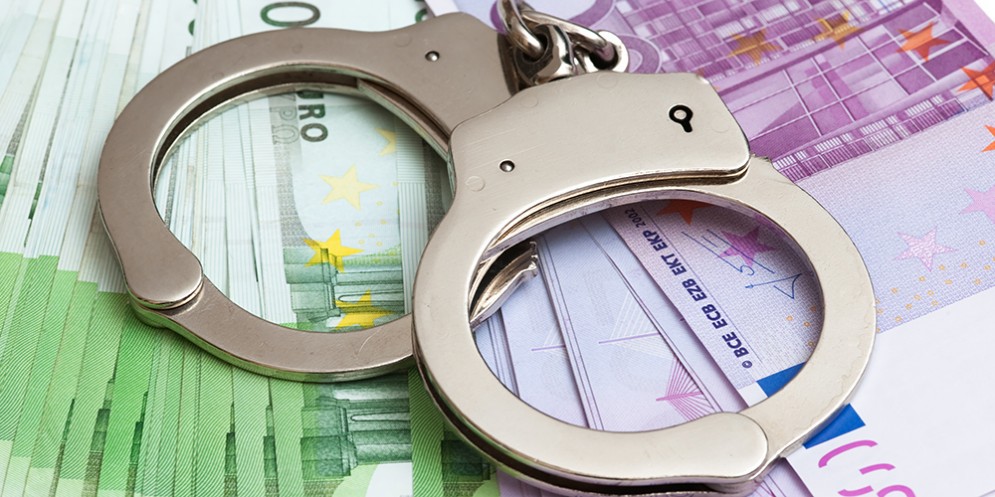 Indagati tre soggetti per evasione fiscale per oltre un milione e duecentomila euro