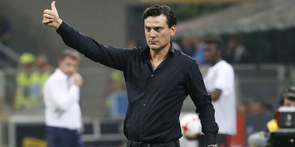 Il tecnico rossonero Vincenzo Montella