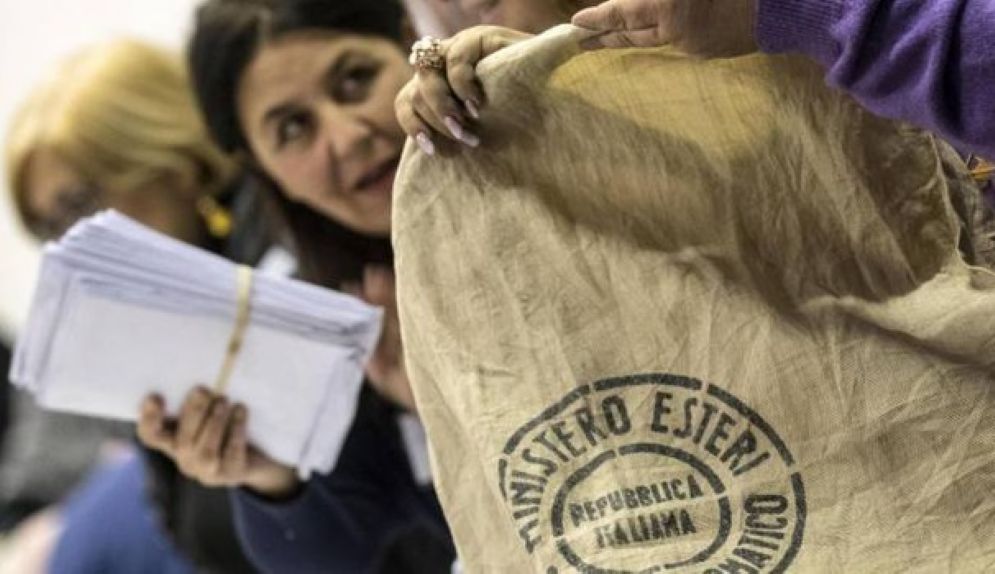 Manovra, nell'emendamento «omnibus» spuntano fondi in più per gli italiani all'estero