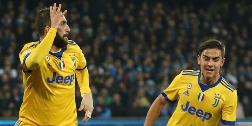 Napoli Juventus 0-1, Higuain espugna il San Paolo grazie ad un assist di Dybala