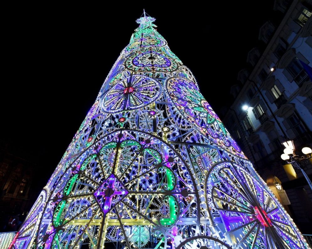 Albero di Natale in piazza Castello
