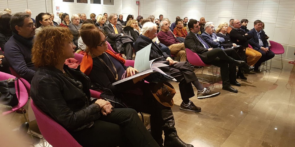 Acqua, il nuovo libro sugli artigiani 'della fluidità'