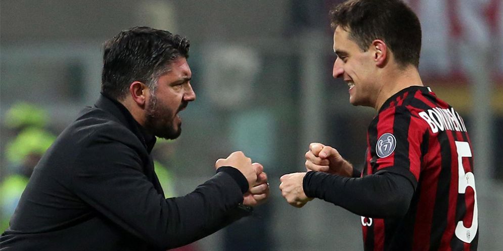 Gattuso e Bonaventura festeggiano dopo un gol