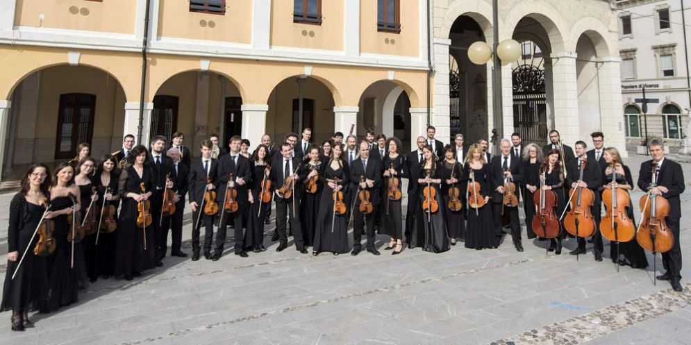 La Mitteleuropa Orchestra omaggia Frank Sinatra, 3 gli appuntamenti