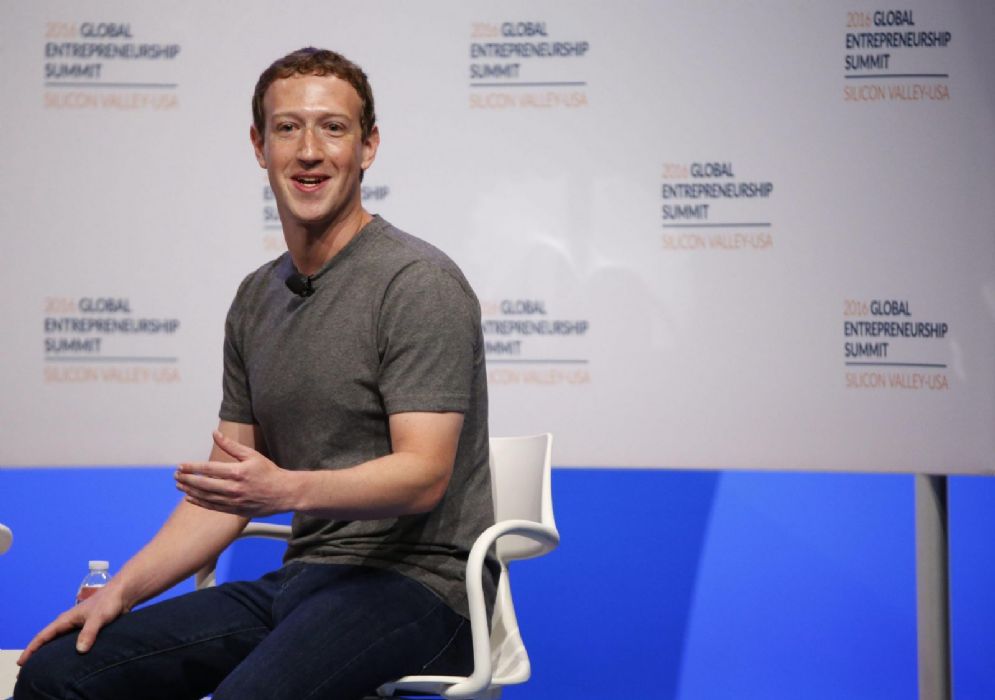 Il buon proposito di Zuckerberg per il 2018, riparare Facebook