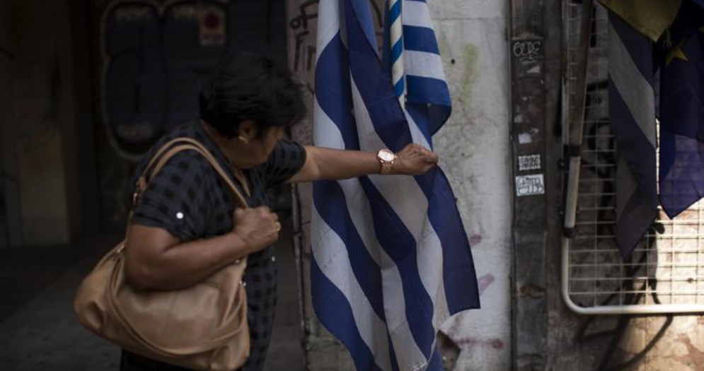 Grecia nella fase finale: all'asta sul web tutto ciò che si può vendere, anche le case private