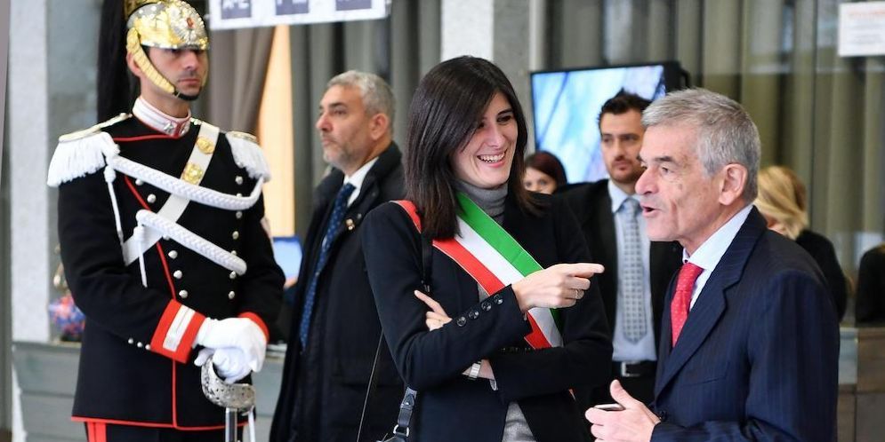 La sindaca di Torino M5S Chiara Appendino e il presidente della Regione Piemonte Pd Sergio Chiamparino.