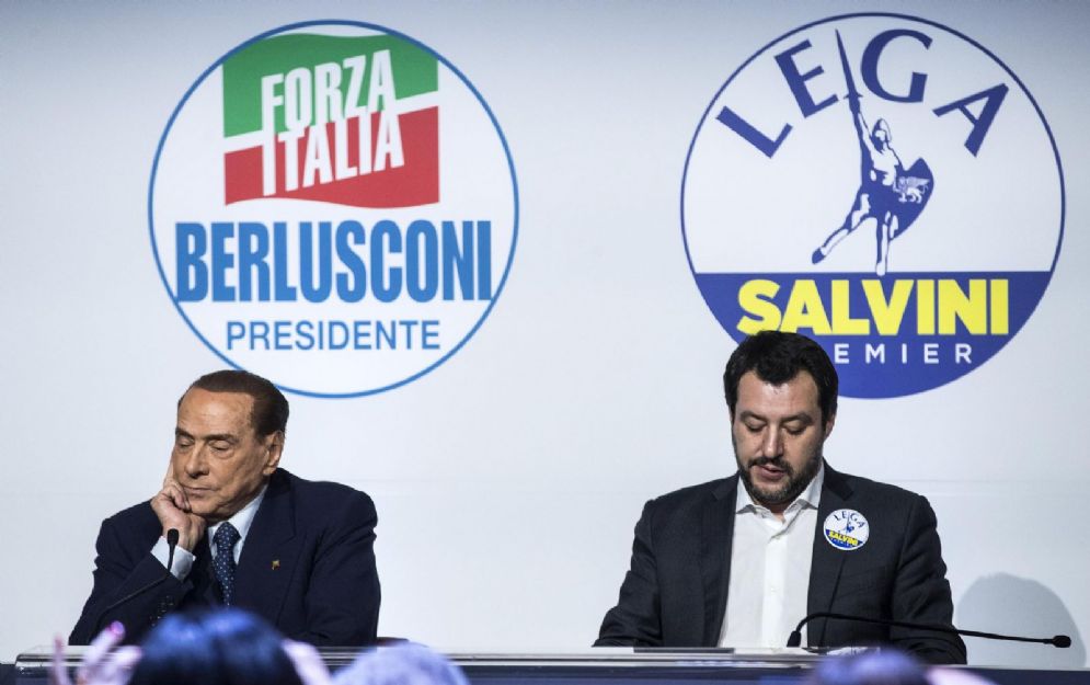 Il leader di Forza Italia Silvio Berlusconi con Matteo Salvini