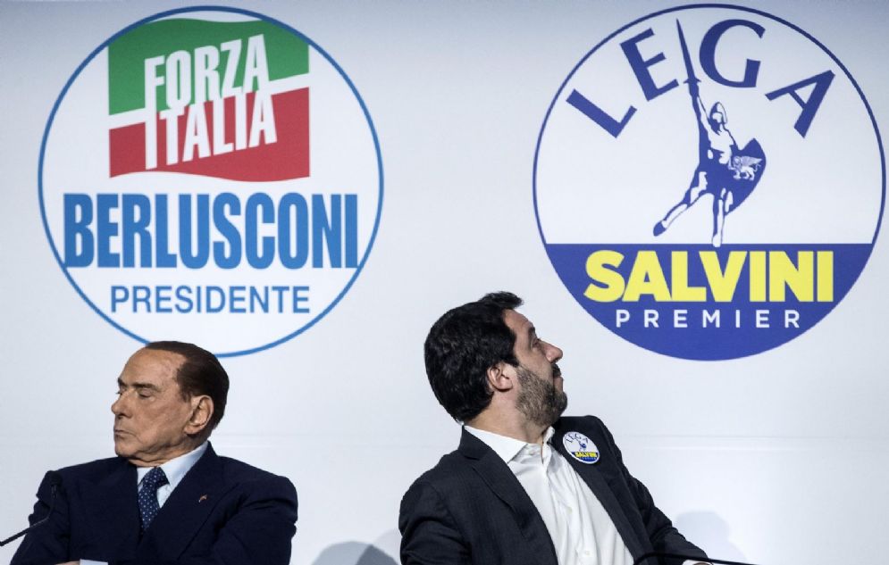 Il leader di Forza Italia Silvio Berlusconi con Matteo Salvini