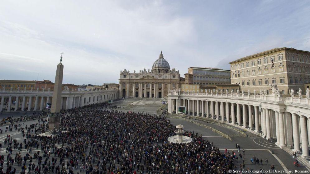Piazza San Pietro a Roma