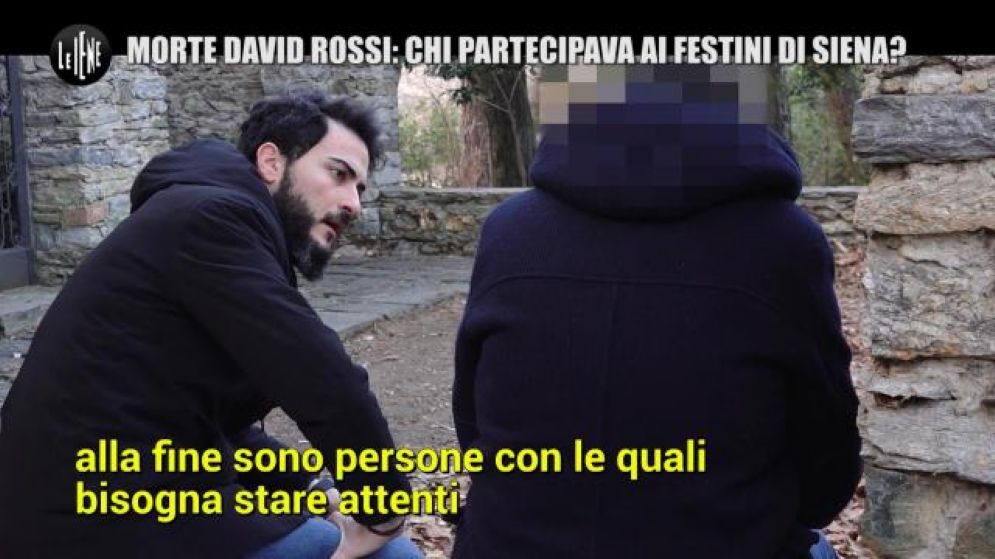 Un frame del servizio di Antonino Monteleone (Le Iene) sulla morte di David Rossi