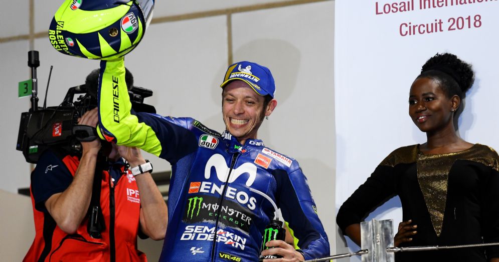 Valentino Rossi sul podio del Gran Premio del Qatar