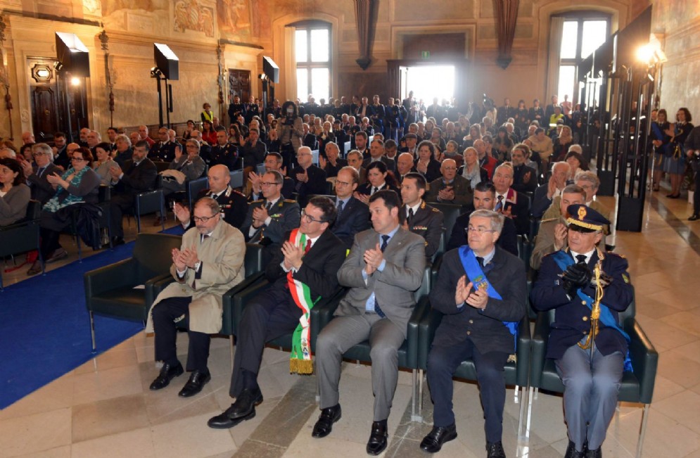 Celebrato a Udine il 166° anniversario della fondazione della Polizia di Stato