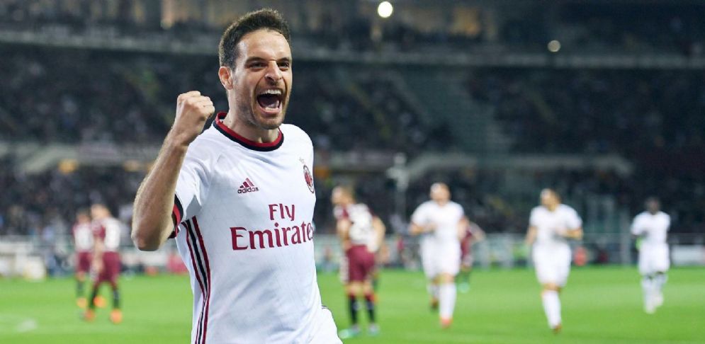 Il centrocampista rossonero Jack Bonaventura