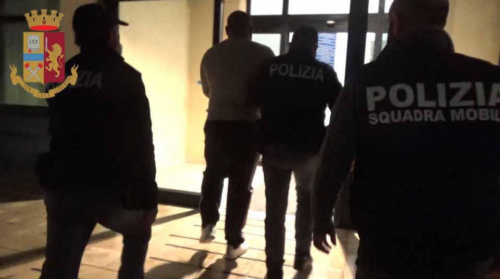 Gli agenti verranno dotati di taser