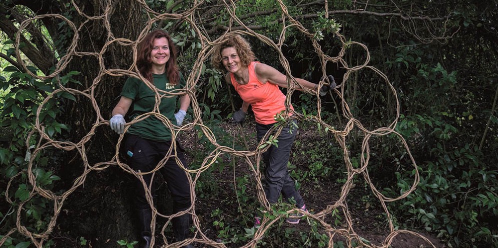 Humus Park, una visita alle opere dell'international land art meeting in bicicletta