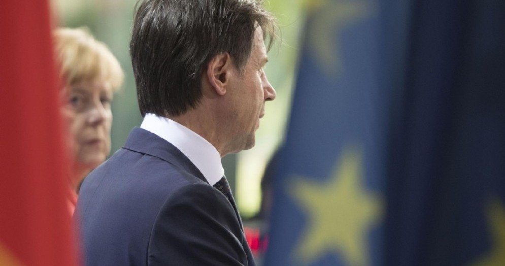 Il premier Giuseppe Conte con la cancelliera Angela Merkel