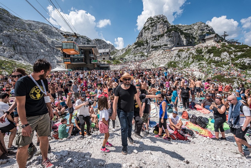In 7 mila al rifugio Gilberti per Brunori Sas e Omar Pedrini