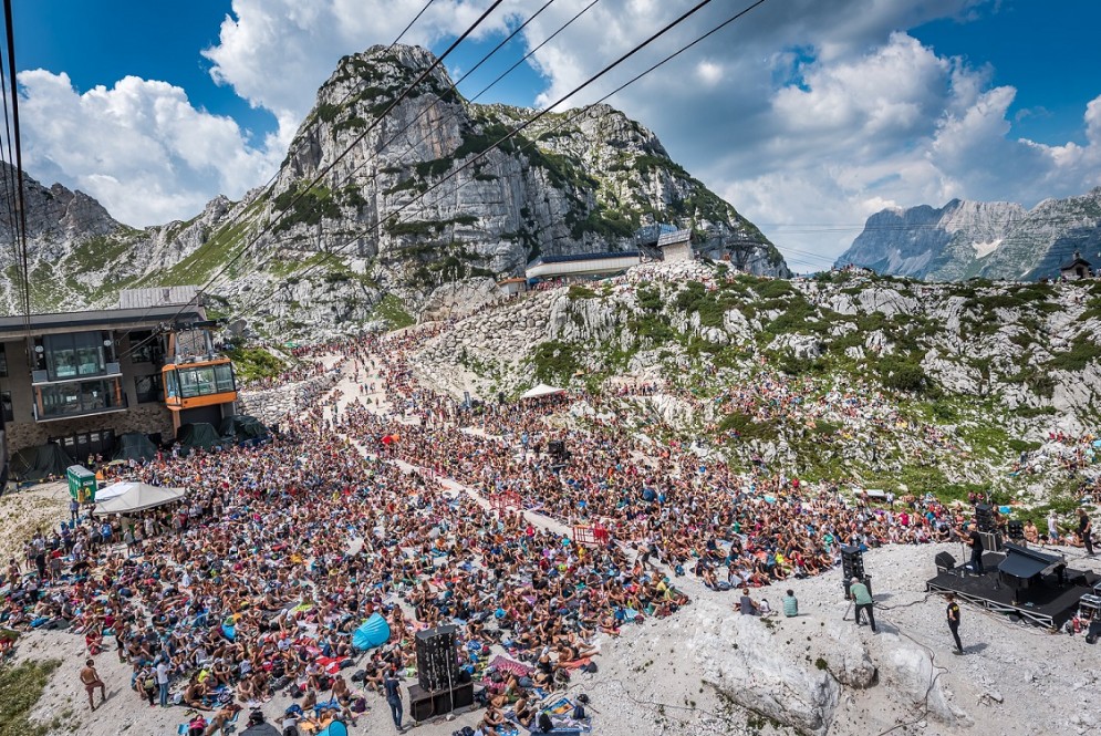 In 7 mila al rifugio Gilberti per Brunori Sas e Omar Pedrini