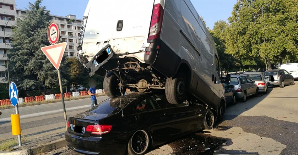 L'auto di Corso Grosseto