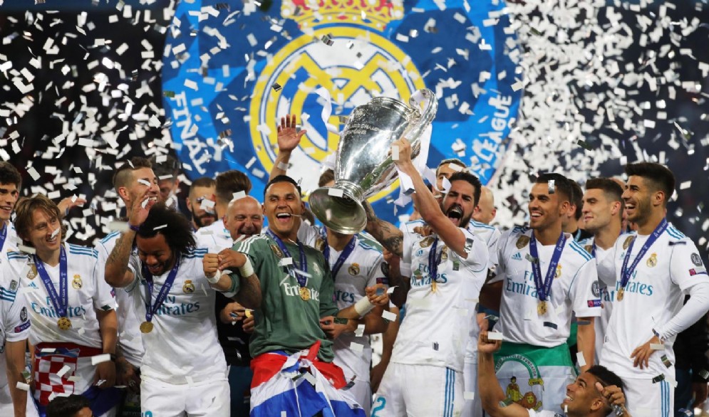 La festa del Real Madrid dopo la vittoria in finale contro il Liverpool