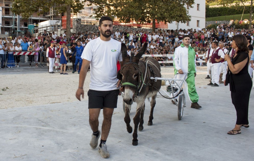 Beppina fa il bis e e regala a Borgo Riolo la vittoria nel Palio