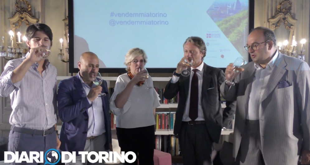 Il brindisi per la seconda edizione de «La Vendemmia a Torino»