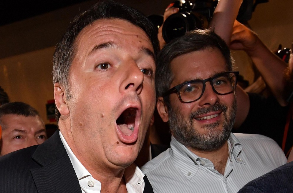 Matteo Renzi all'arrivo alla festa del Pd