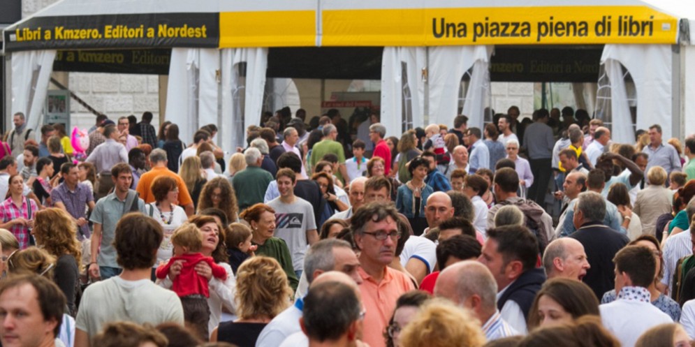Pordenonelegge 2018, oltre 6 mila titoli e decine di migliaia di libri