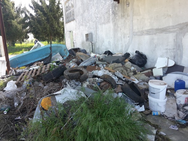Scoperta una discarica abusiva a ridosso della Tangenziale Ovest