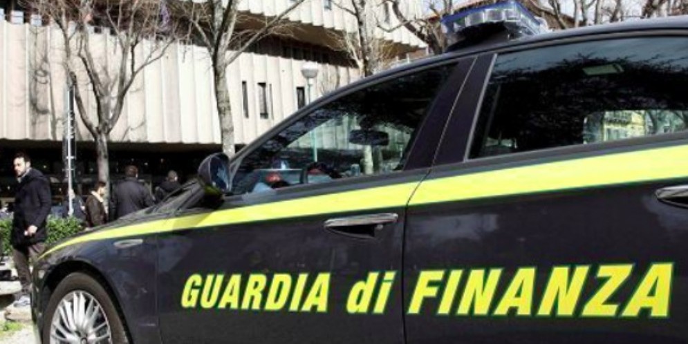Il presidente dell’Associazione Sicilia Antiracket è stato arrestato con l'accusa di estorsione