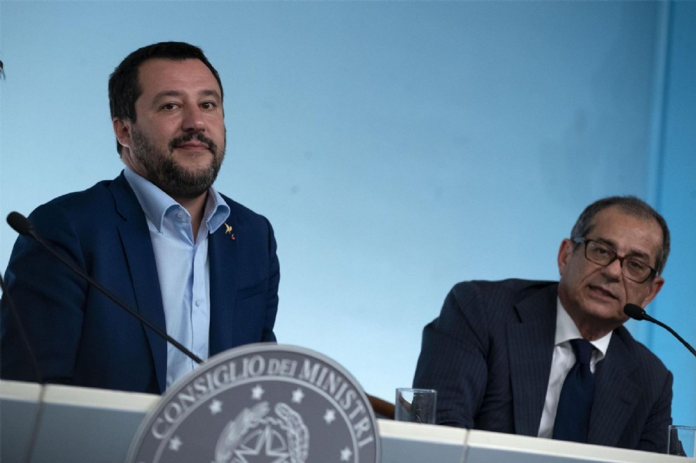Matteo Salvini con il ministro dell'Economia Giovanni Tria