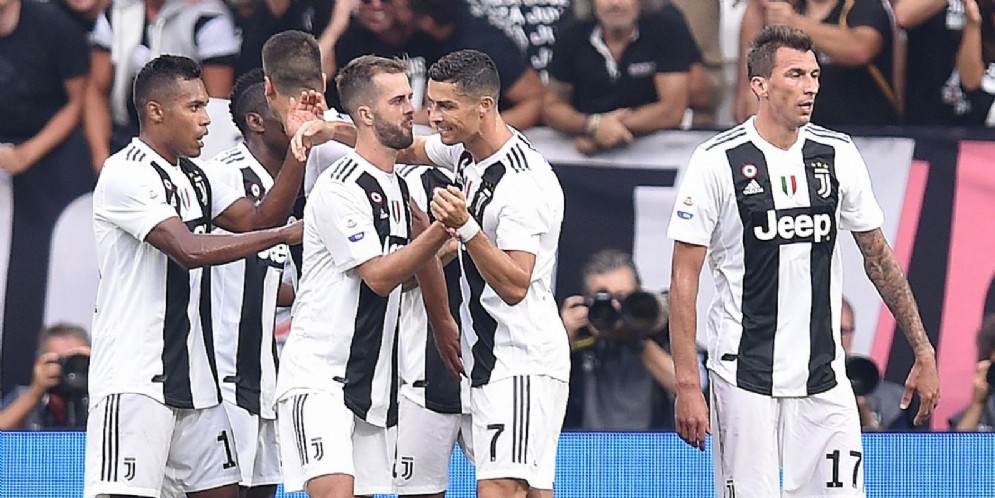 La Juventus 2018-2019 sta dominando il campionato italiano ed è prima anche in Coppa Campioni