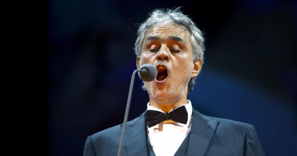 Bocelli, Natale a New York con il coro di Haiti