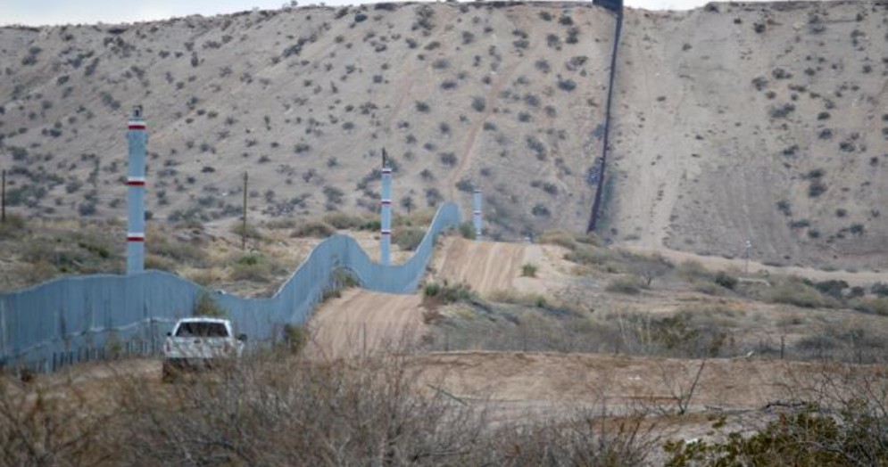 Trump «non molla» sul muro col Messico e minaccia lo shutdown