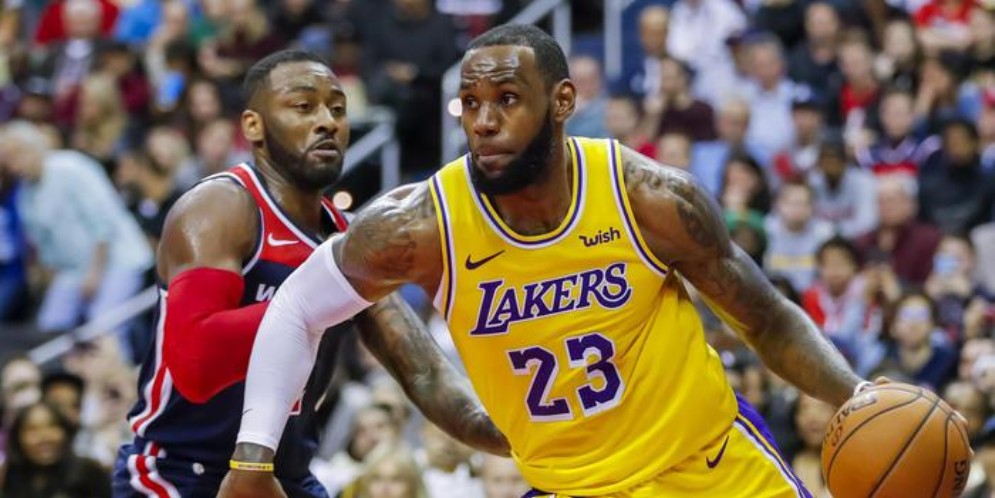 I Lakers vincono anche senza LeBron James