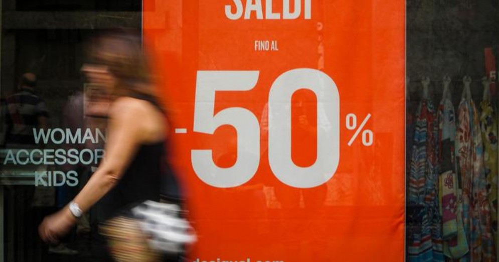 Saldi al via il 5 di Gennaio