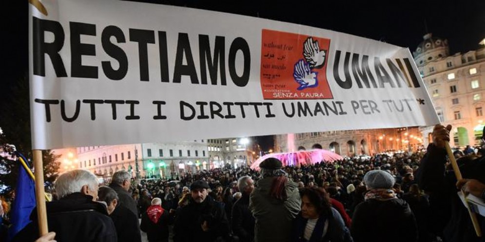 Duemila in piazza a Genova contro il Decreto Sicurezza
