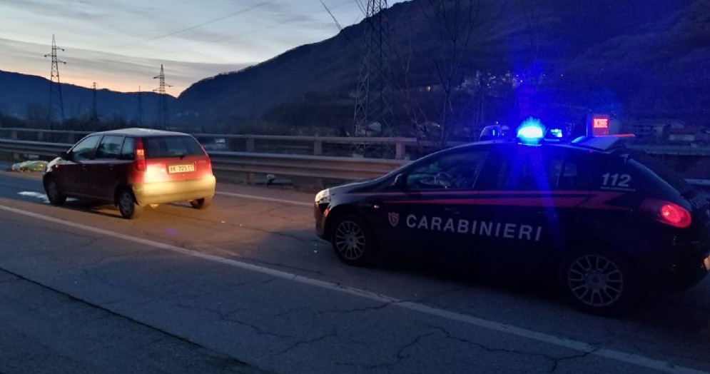 Dramma a Pinasca, pensionato travolto e ucciso da una Punto rossa