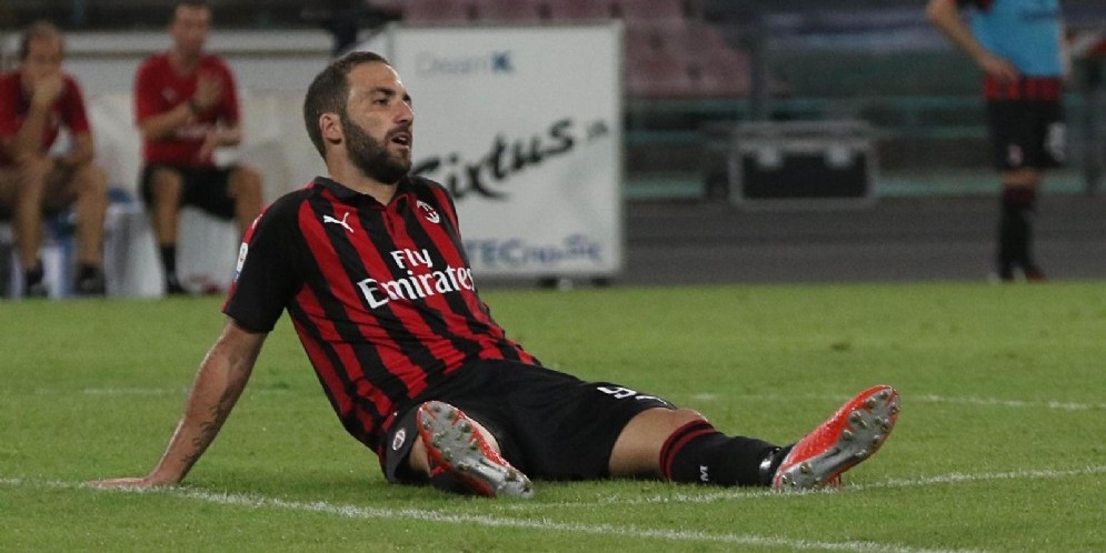 Il centravanti argentino Gonzalo Higuain