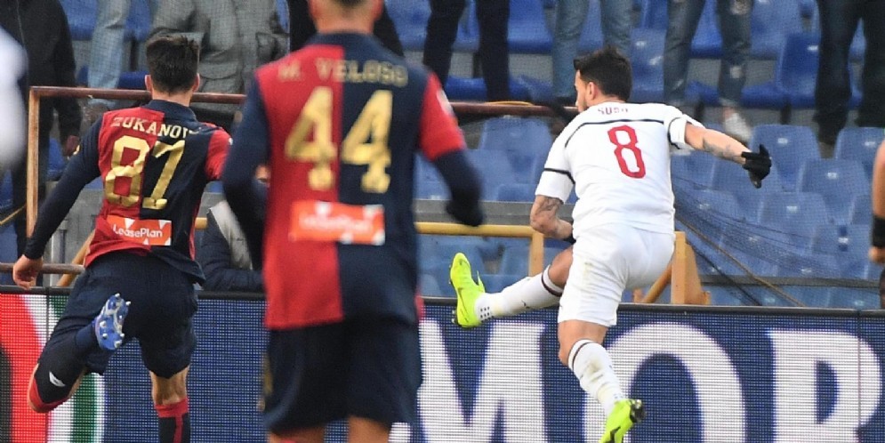 Suso scarica in rete il destro del raddoppio rossonero